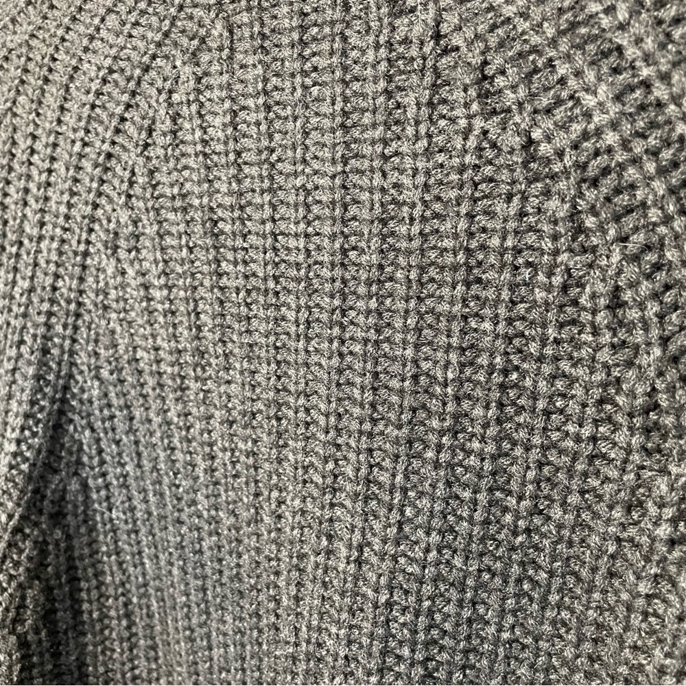 Naadam Cable Knit Wool Cashmere Charcoal Gray Sweater V Neck - Picture 5 of 6